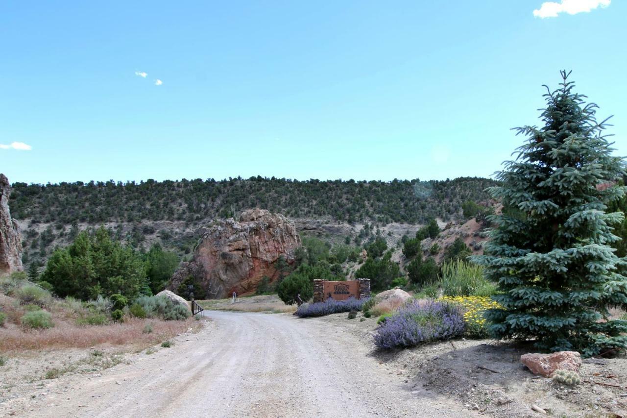 Hidden Canyon Retreat Baker Esterno foto